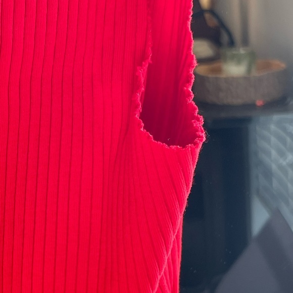 NWT Cotton Citizen Women's Red Ribbed Capri Cropped Muscle Tank - Picture 8 of 8